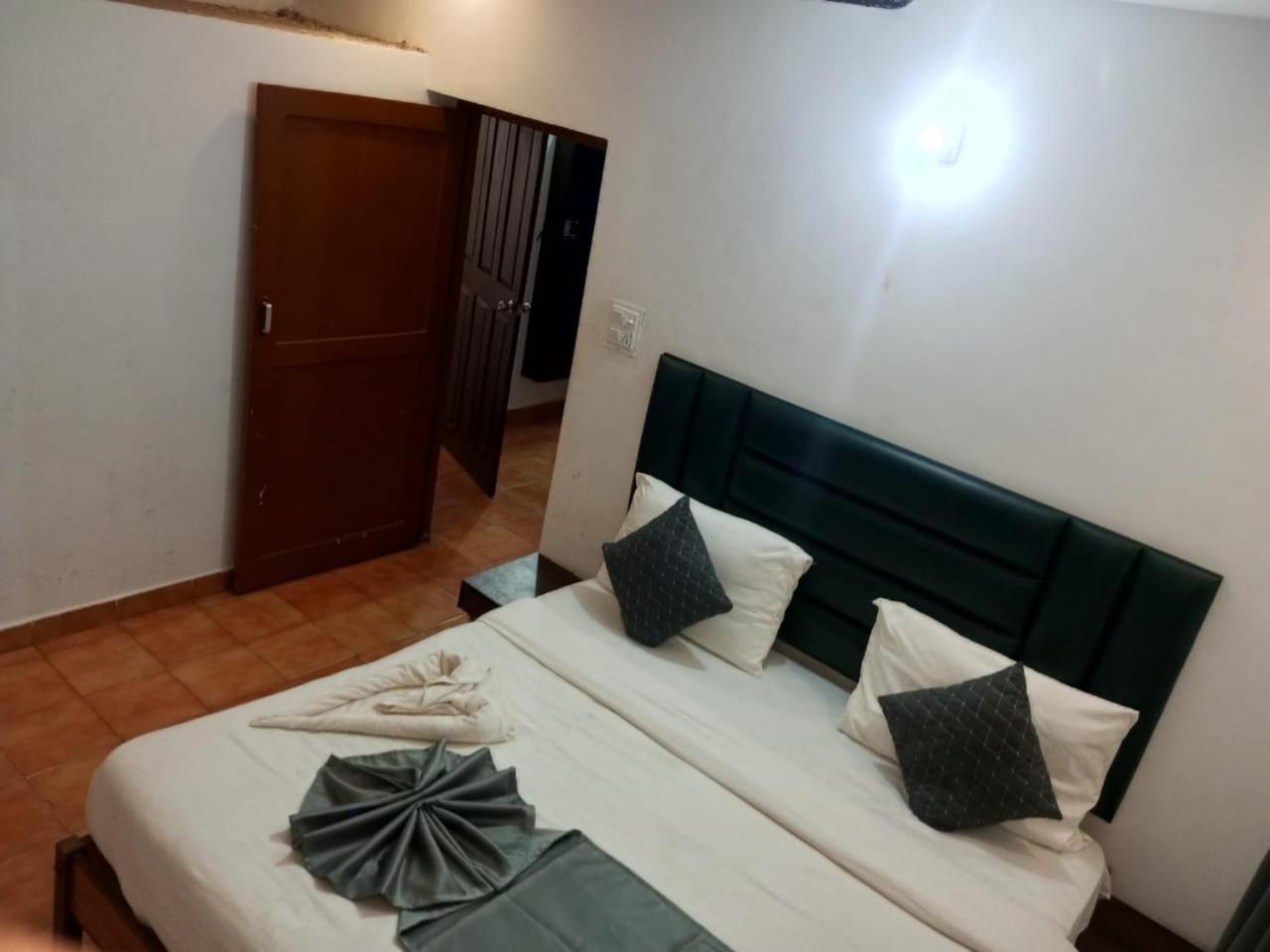 Ritchita Beach Way كالانغيُت المظهر الخارجي الصورة